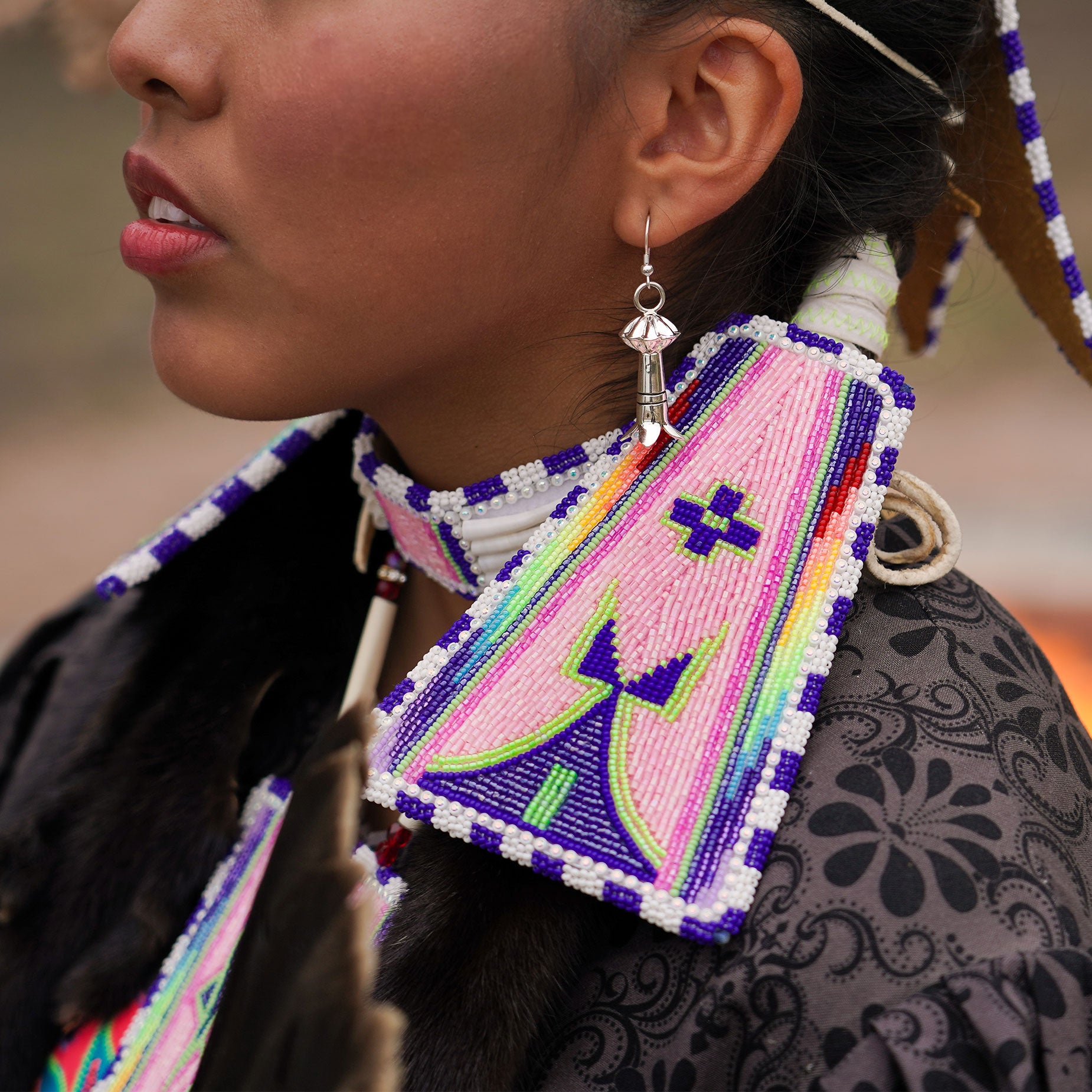 Fluted Squash Blossom Earring Set